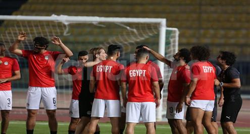 مران المنتخب.. أجيري يقود تدريبات الحراس.. خطة لبناء الهجمات.. واستعداد لركلات الترجيح